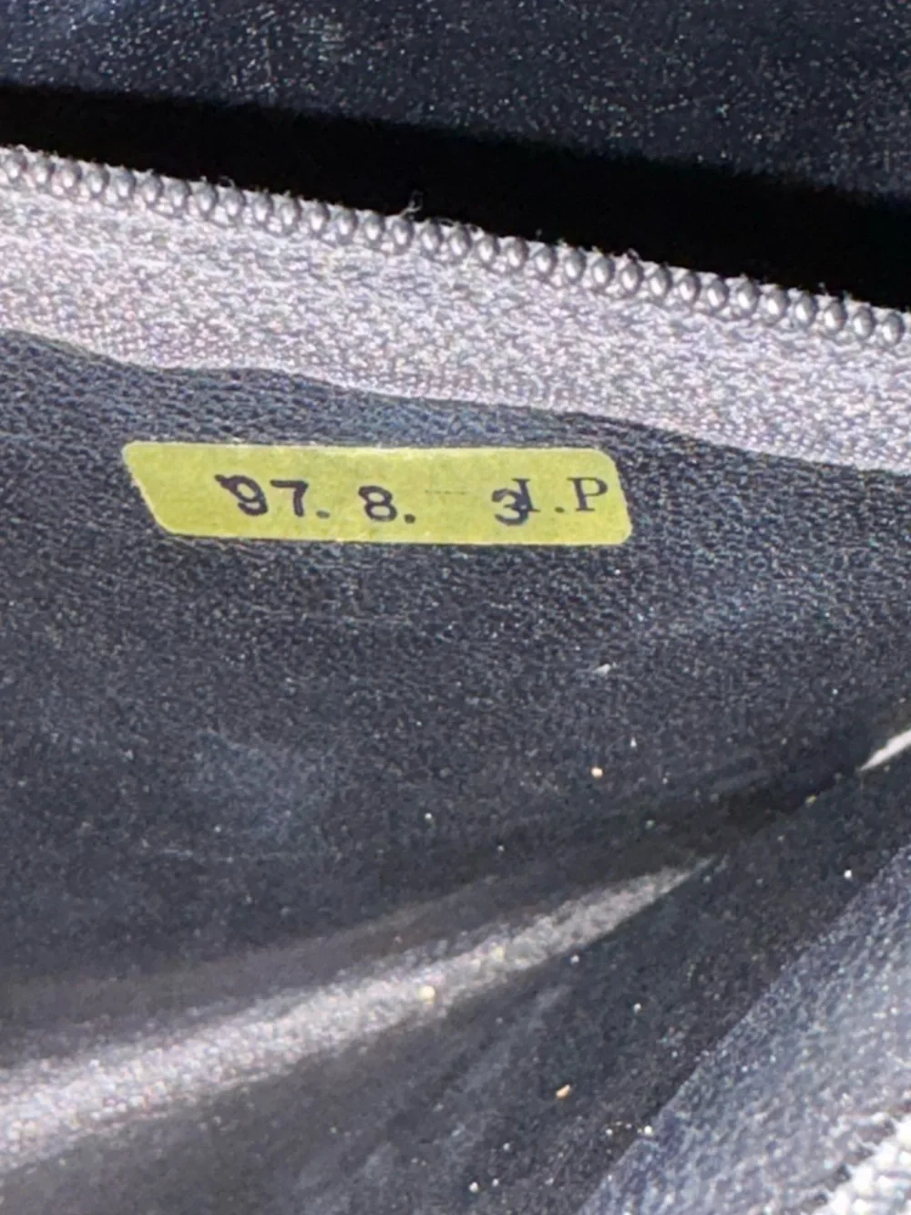 Authentic Chanel Medallion Patent Leather Tote with certificate - Picture 4 of 14